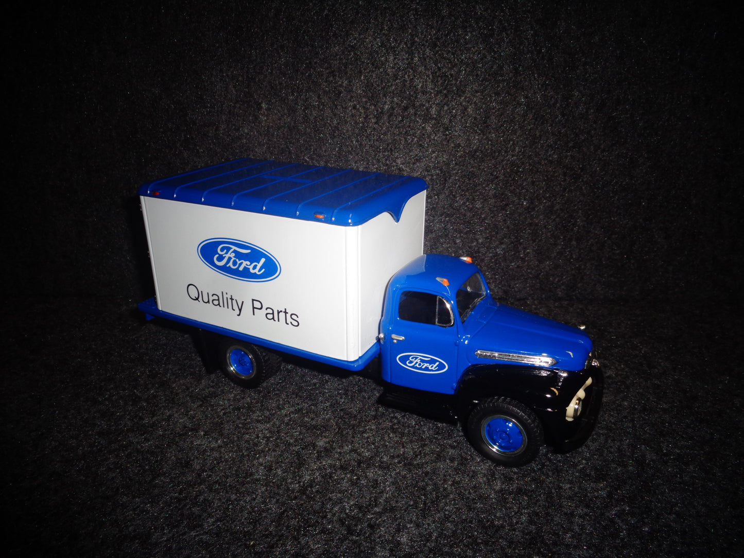 Ford Quality Parts 1951 Ford F-6 Dry Goods Van