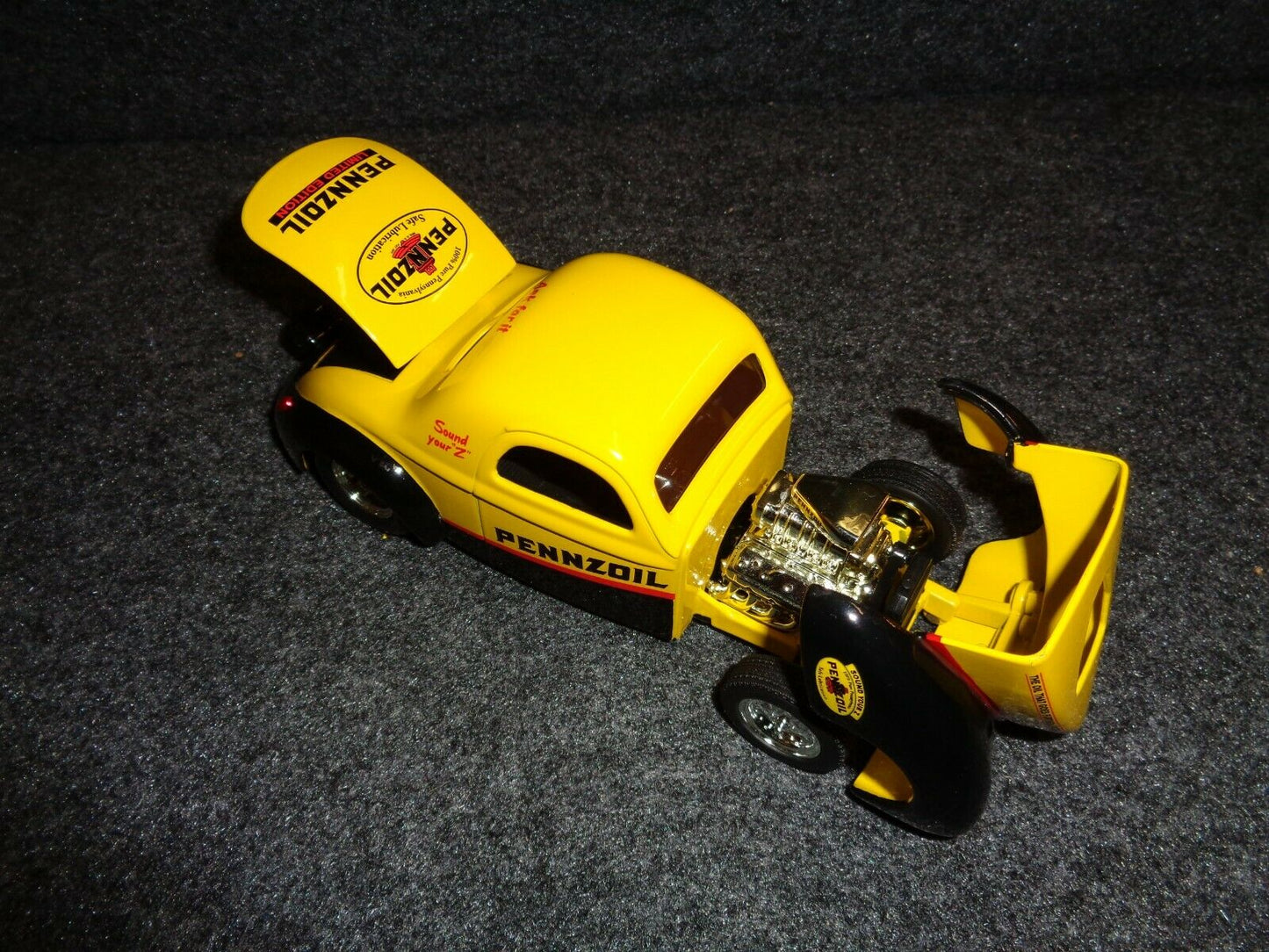 Pennzoil 1941 Willy's Coupe Street Rod