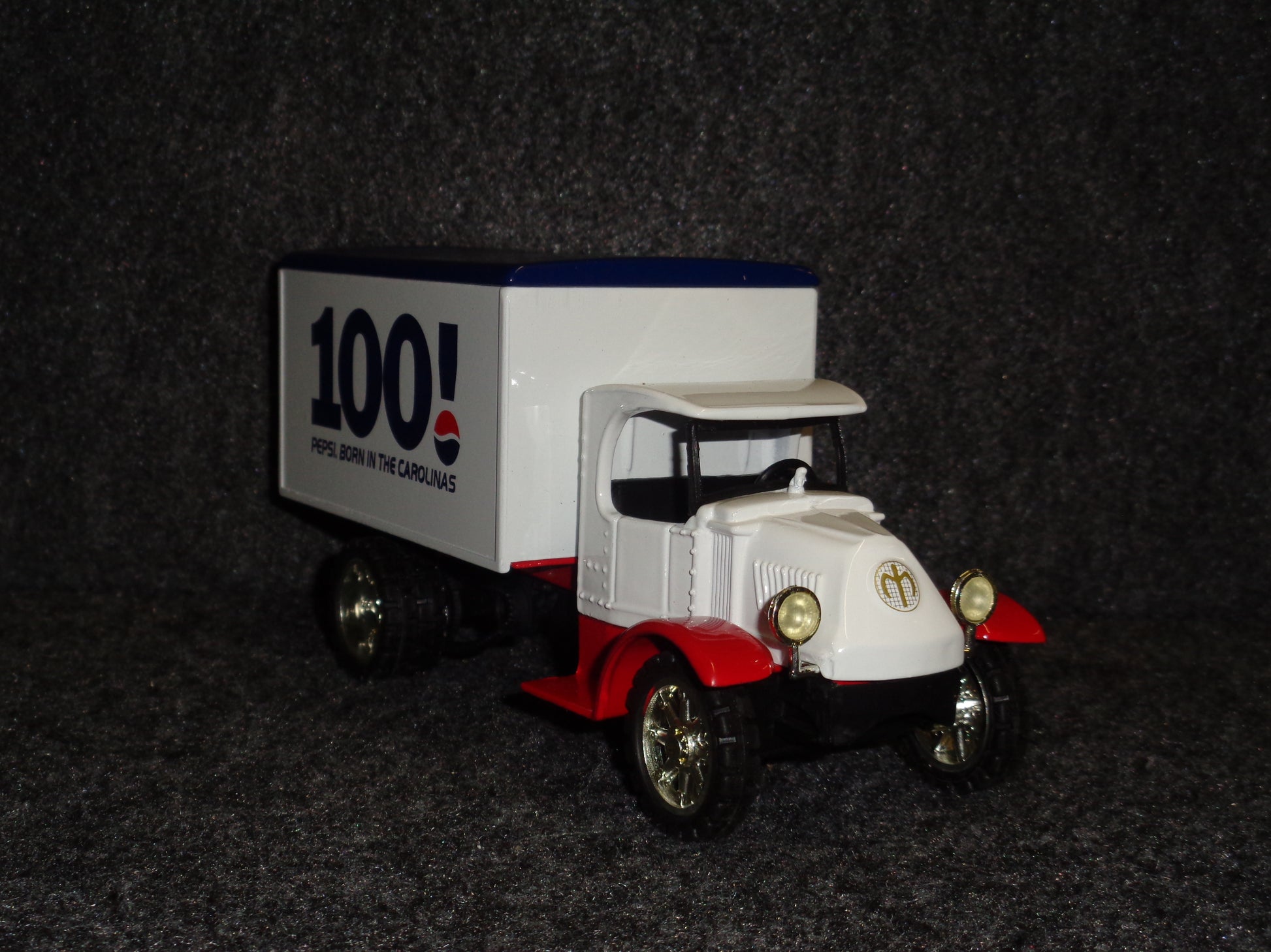 Pepsi-Cola 100th Anniversary 1935 Mack Freight Delivery Truck