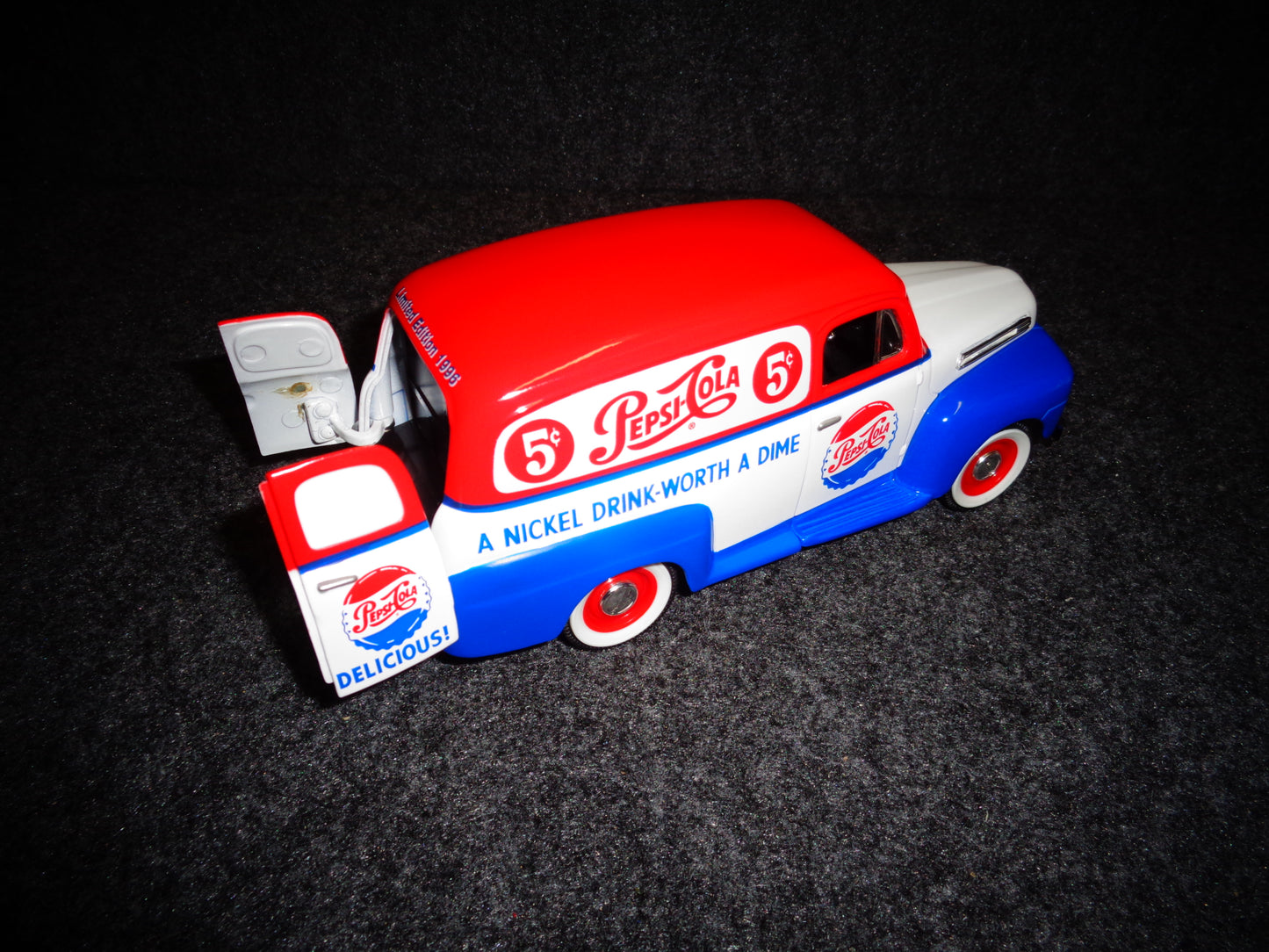 Pepsi-Cola 1948 Ford F1 Panel Delivery