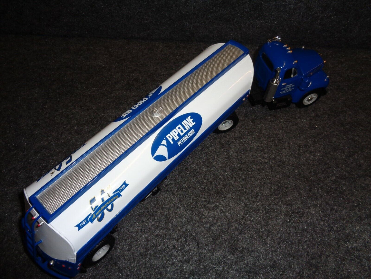 Pipeline Petroleum Inc. 1960 Mack B-Model Tanker Truck