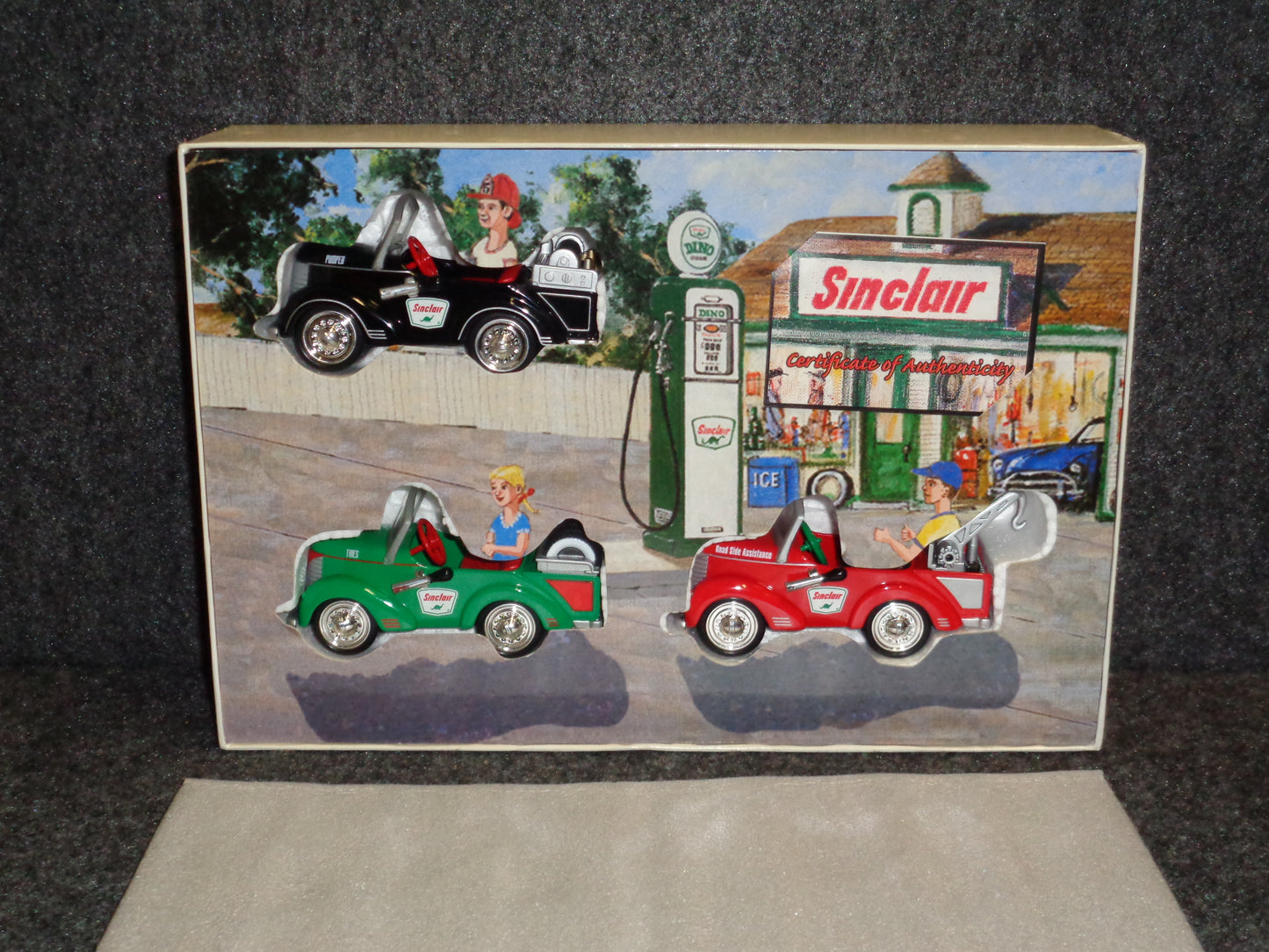 Sinclair Petite Pedal Car Set