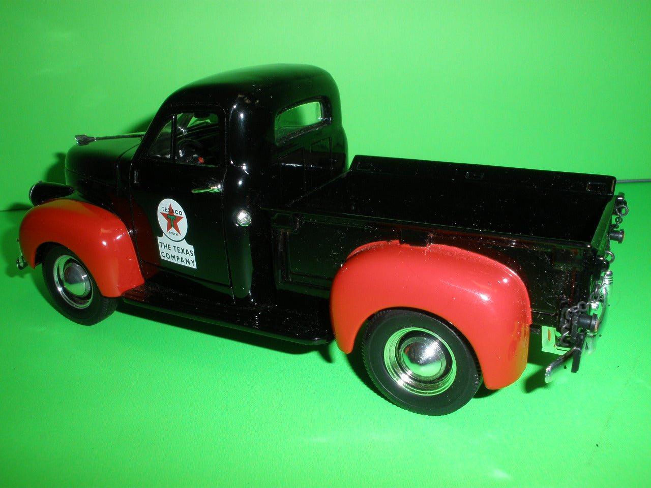 Texaco 1947 Studebaker Pickup Truck Prestige Series