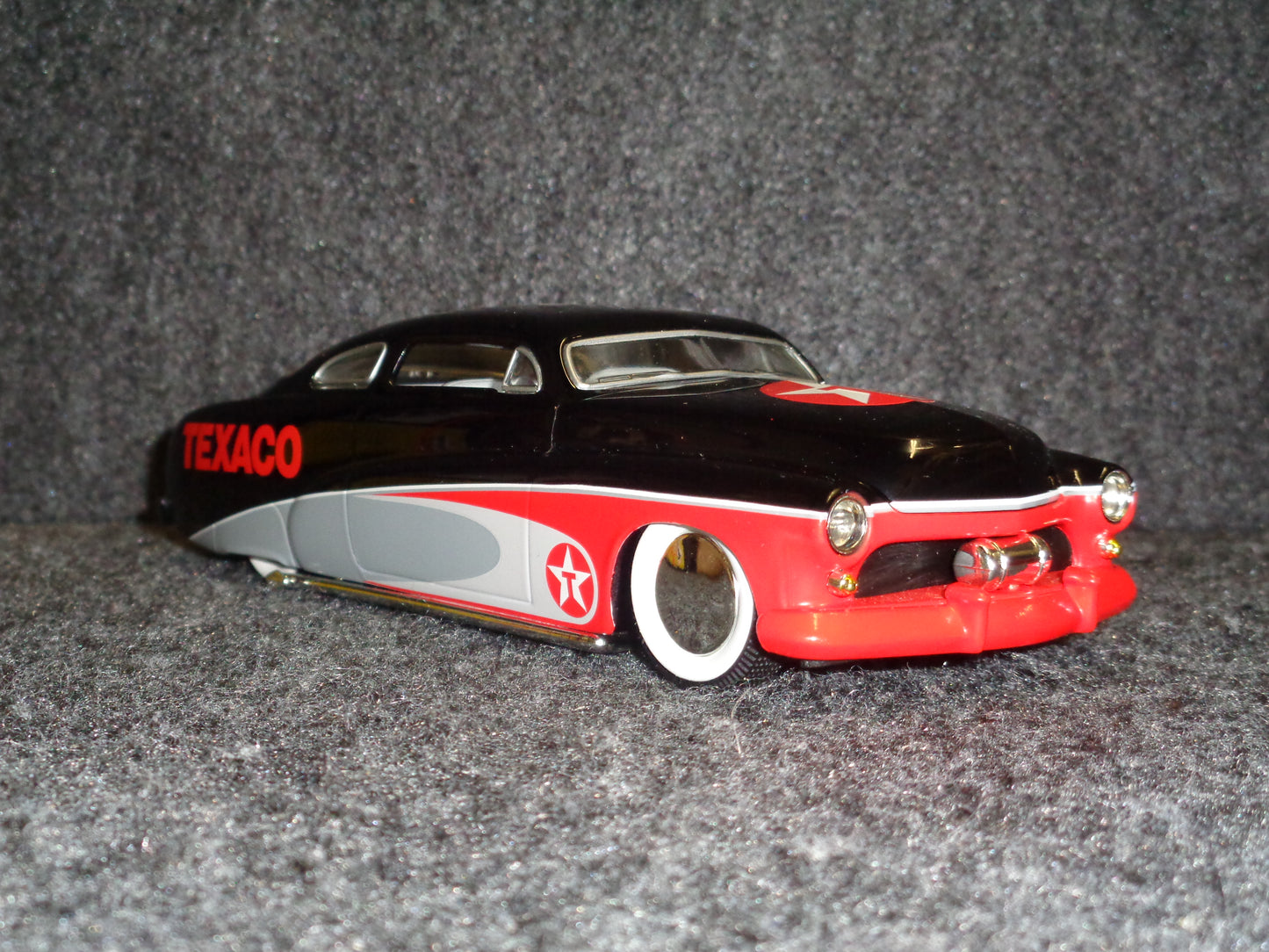 Texaco 1949 Mercury Custom Street Rod