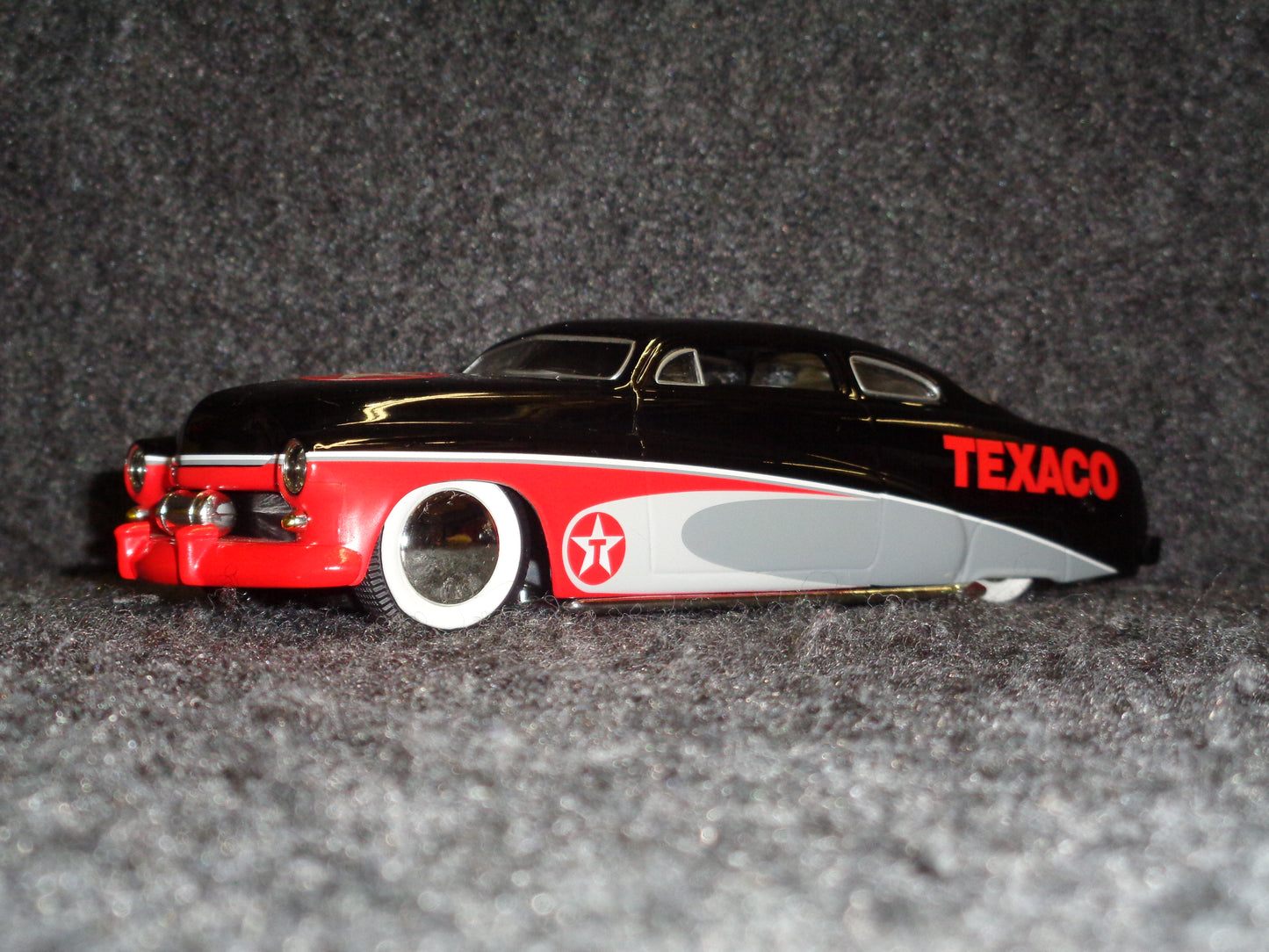 Texaco 1949 Mercury Custom Street Rod