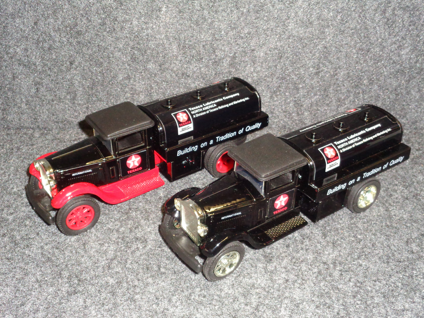 Texaco Lubricants 1929 International Tanker Truck - Employee Issue & Sampler Set