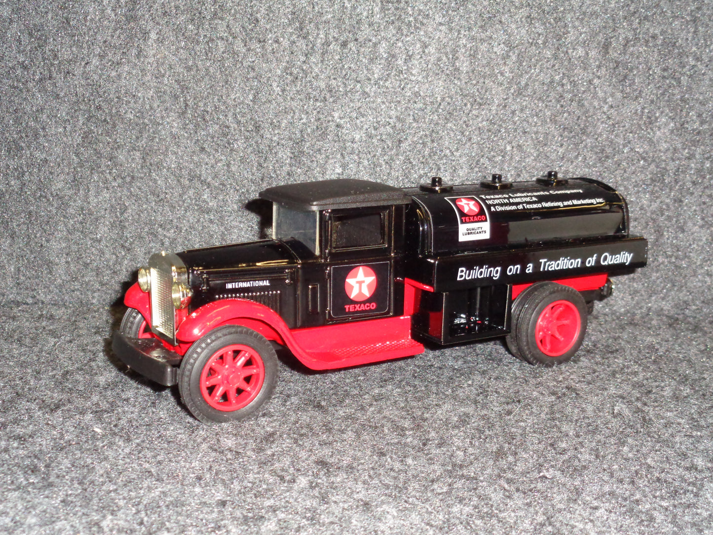 Texaco Lubricants 1929 International Tanker Truck