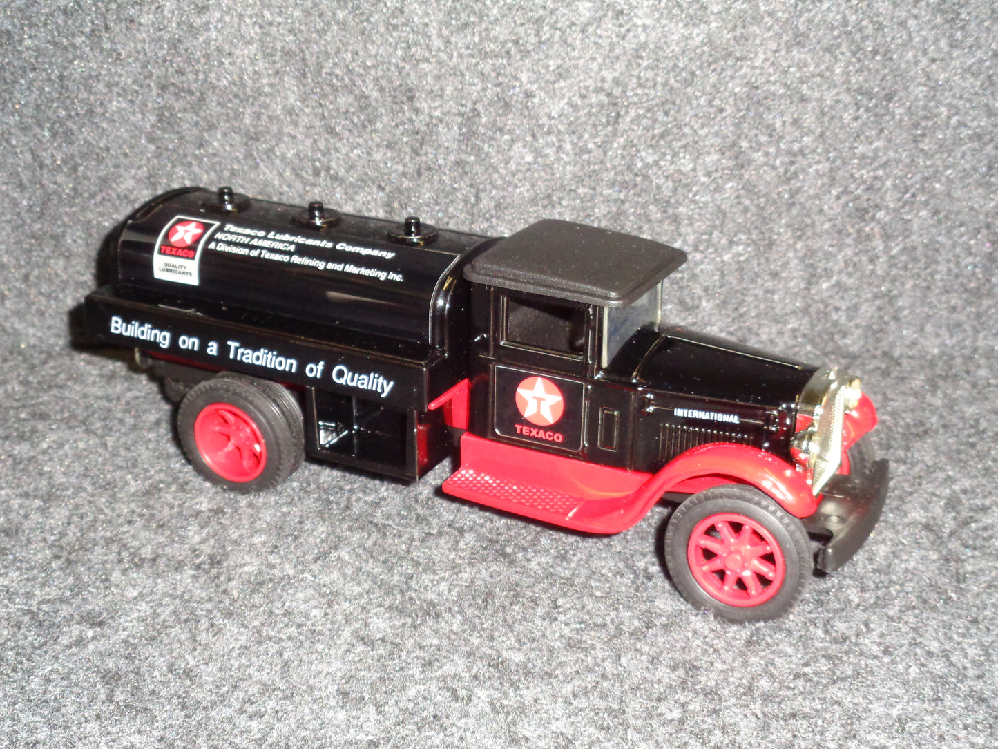 Texaco Lubricants 1929 International Tanker Truck