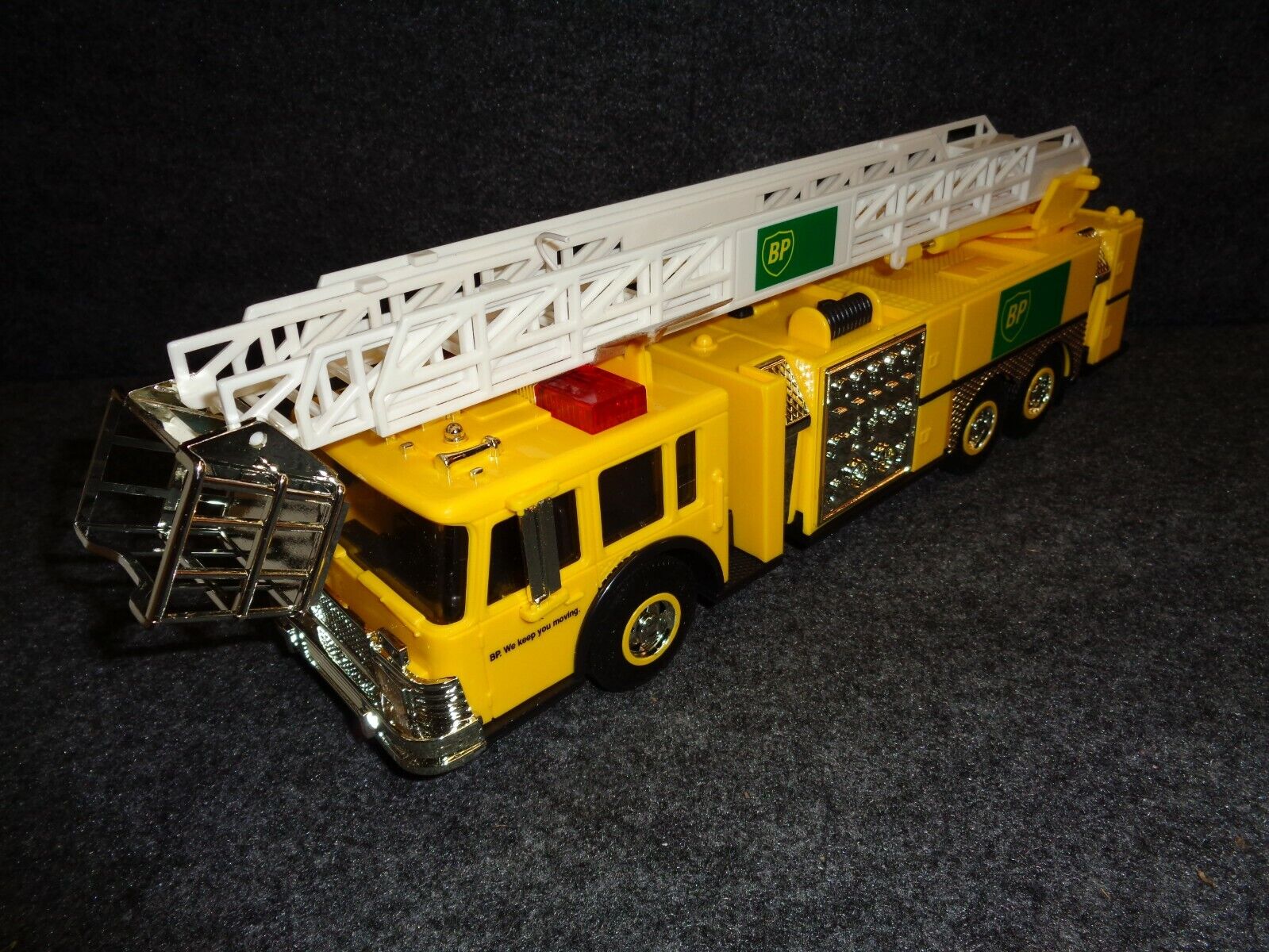 BP 1998 Toy Fire Truck - Credit Card Edition