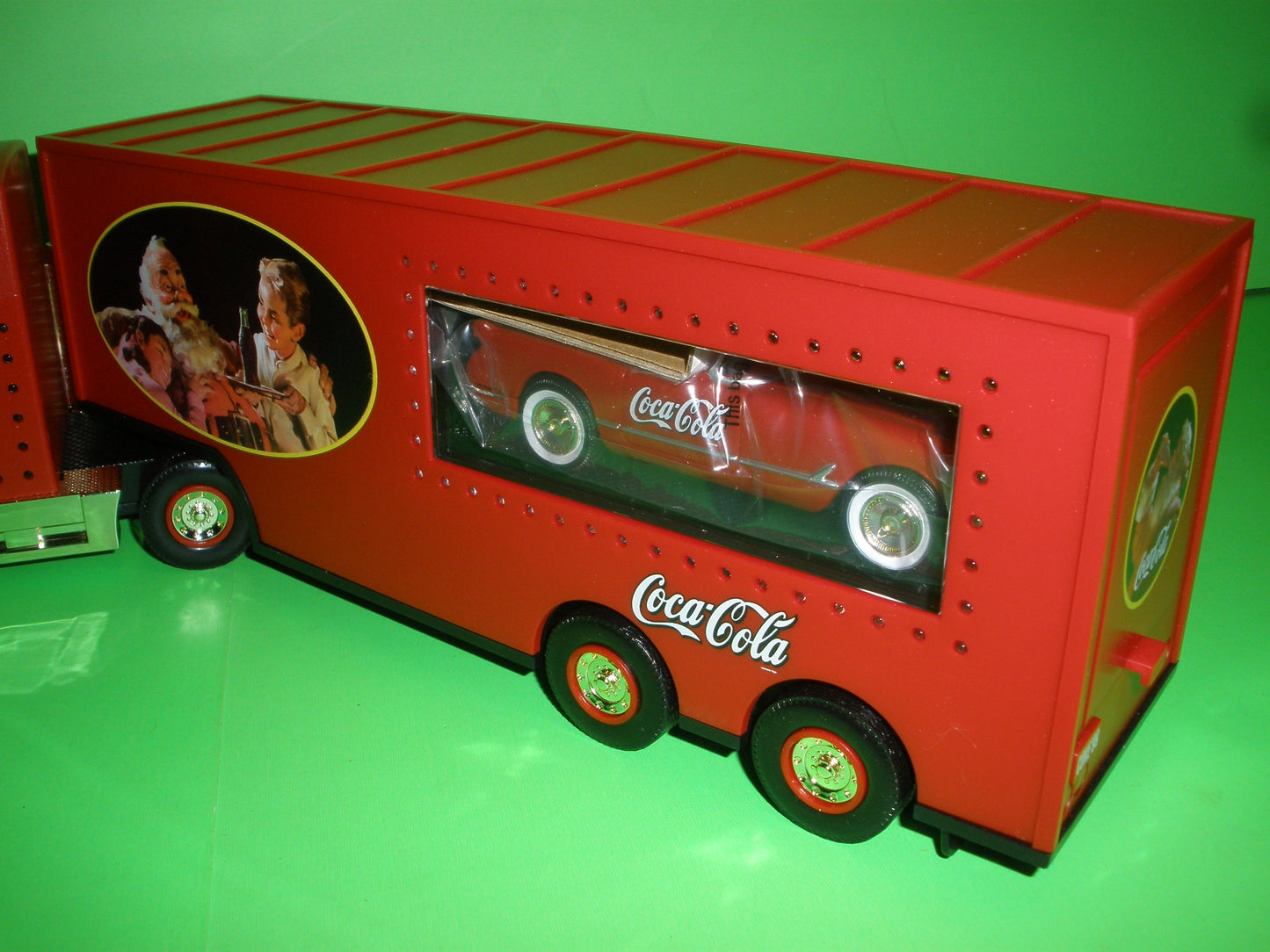 Coca-Cola 1999 Holiday Classic Car Carrier Truck - Gold Version