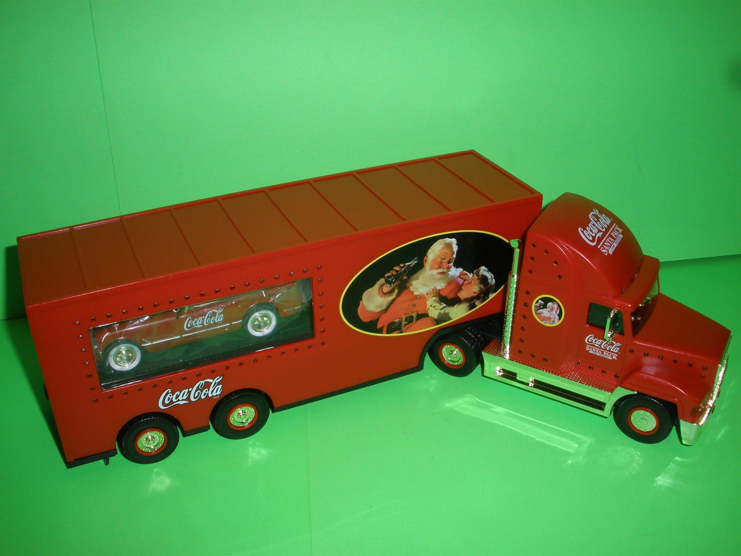 Coca-Cola 1999 Holiday Classic Car Carrier Truck - Gold Version