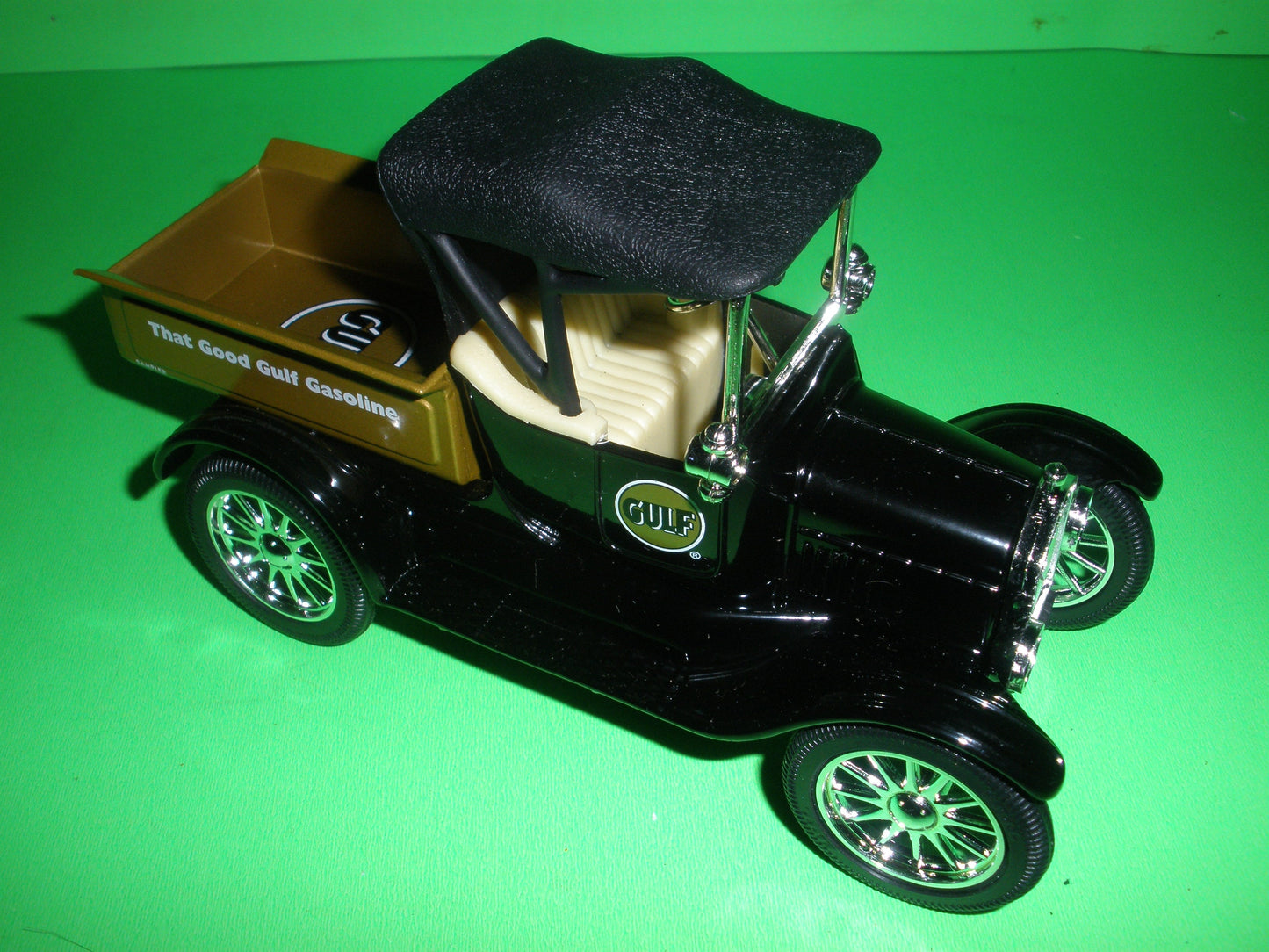 Gulf 1918 Ford Pickup Truck Gold Sampler