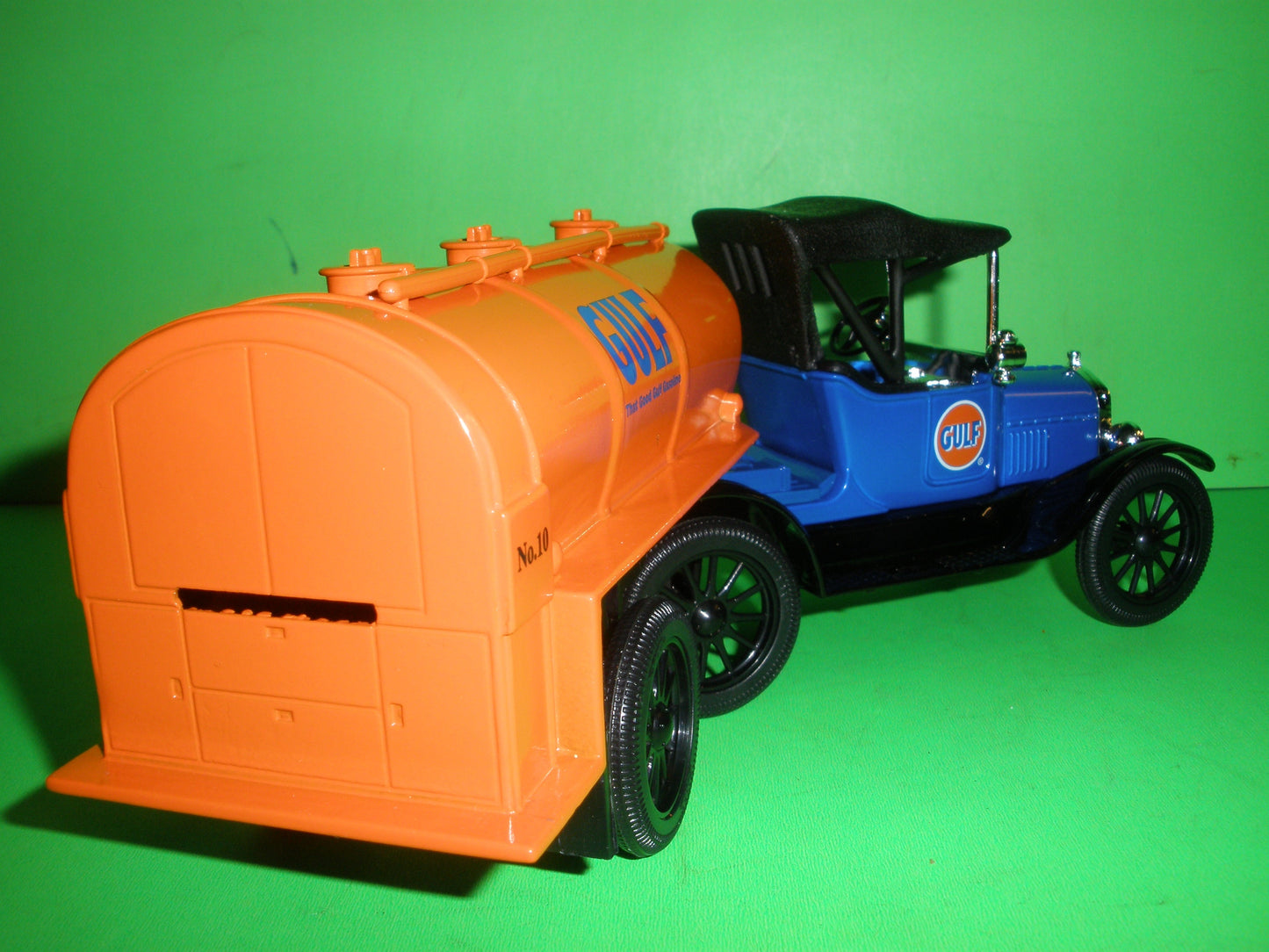 Gulf 1918 Ford Runabout Truck & Tanker Trailer Regular Edition