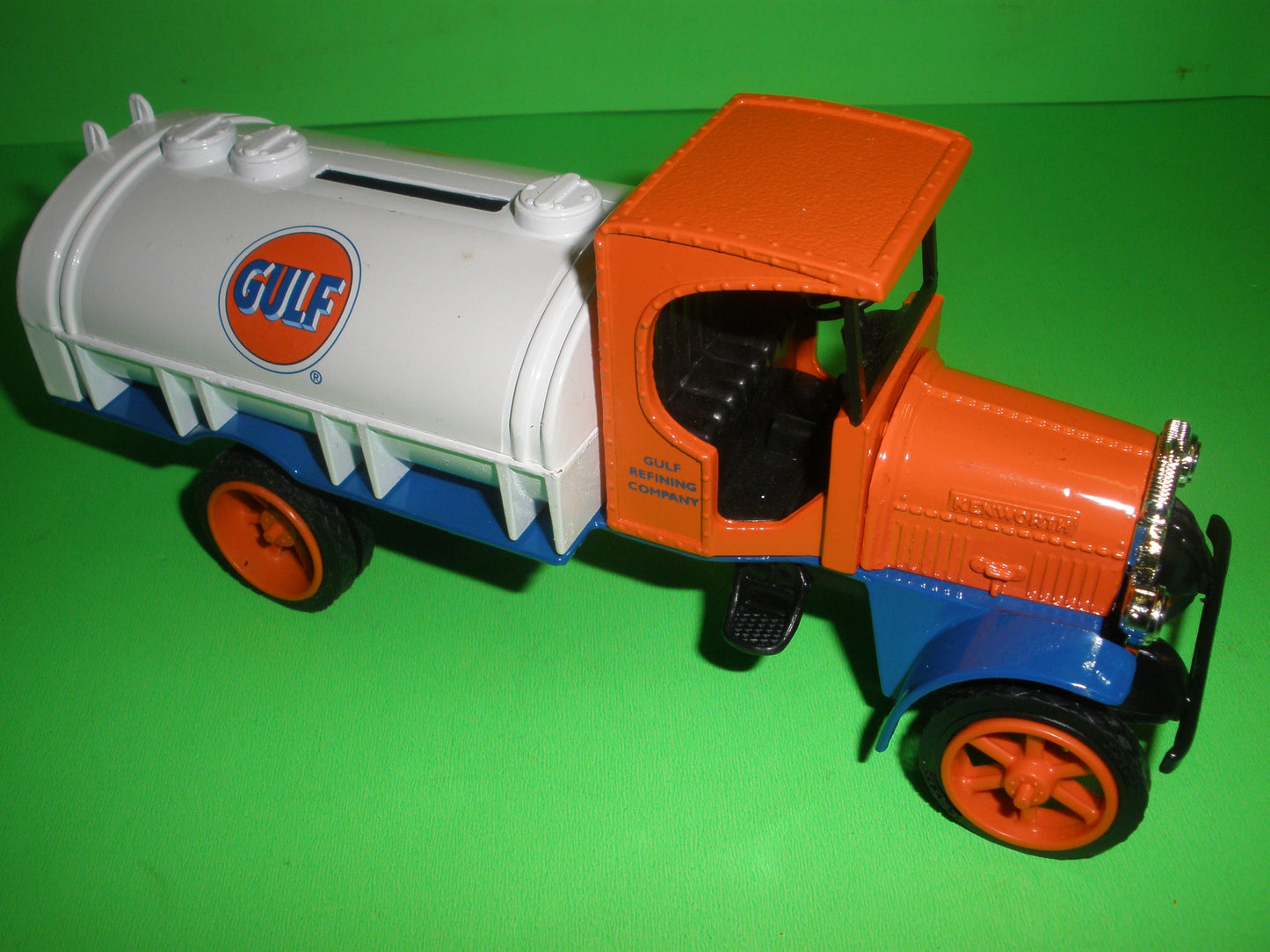 Gulf 1925 Kenworth Tanker Truck