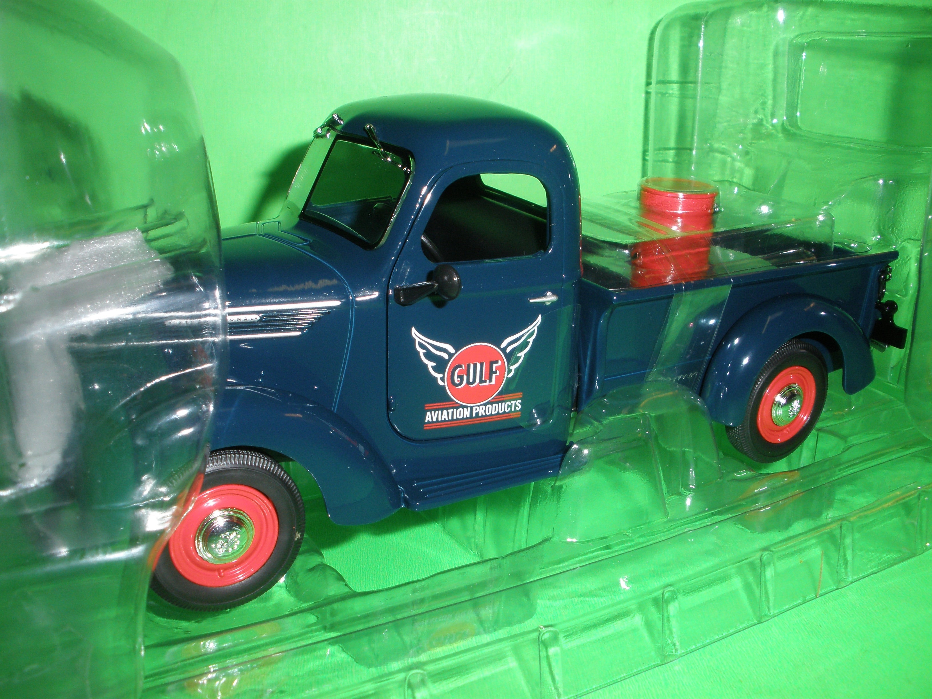 Toy international cheap pickup trucks