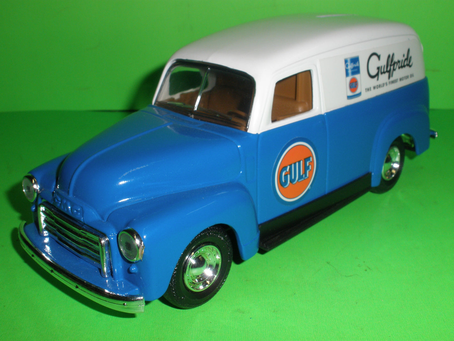 Gulf 1951 GMC Panel Van Sampler