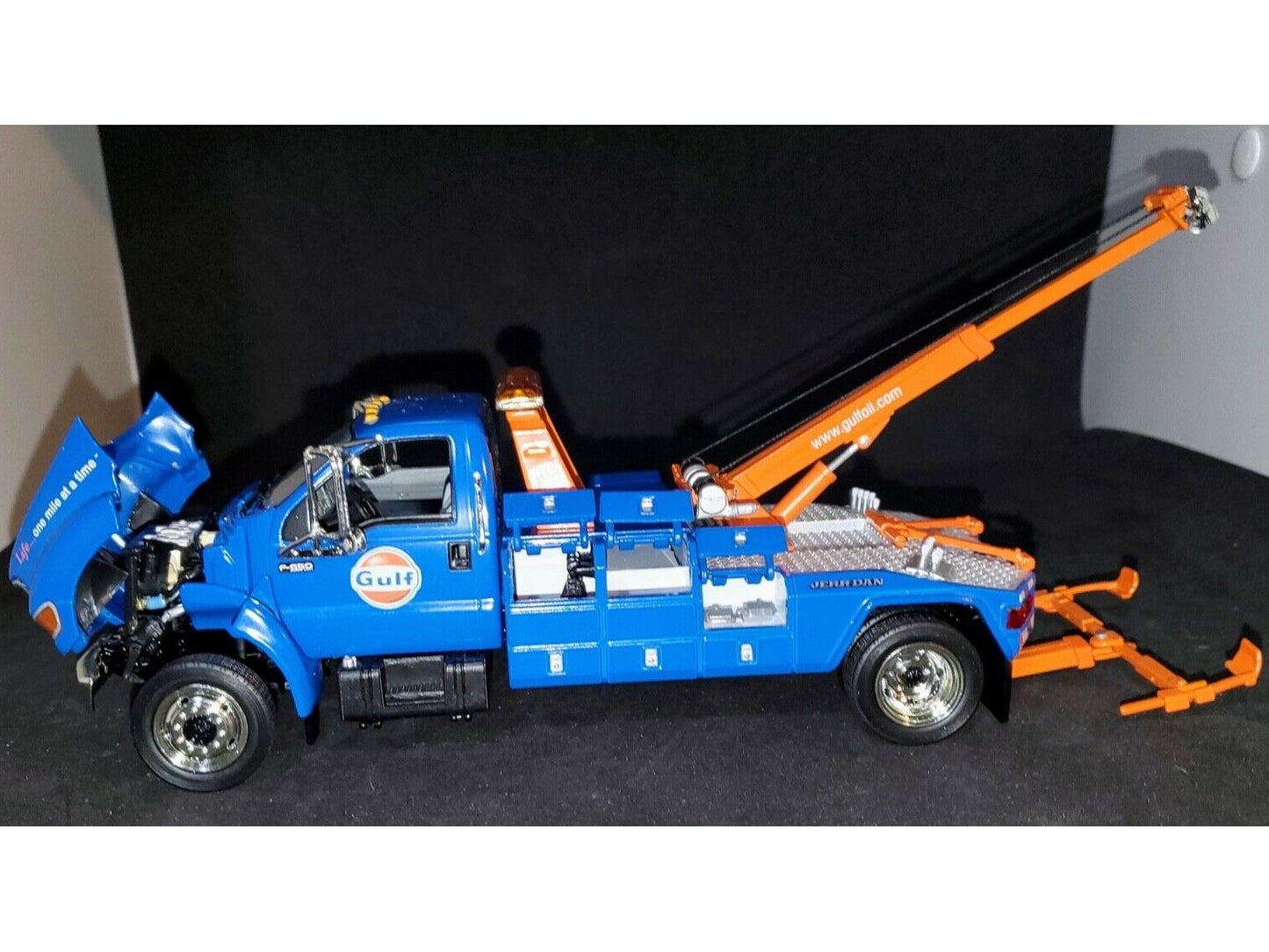 Gulf Ford F-650 Jerr-Dan Tow Truck