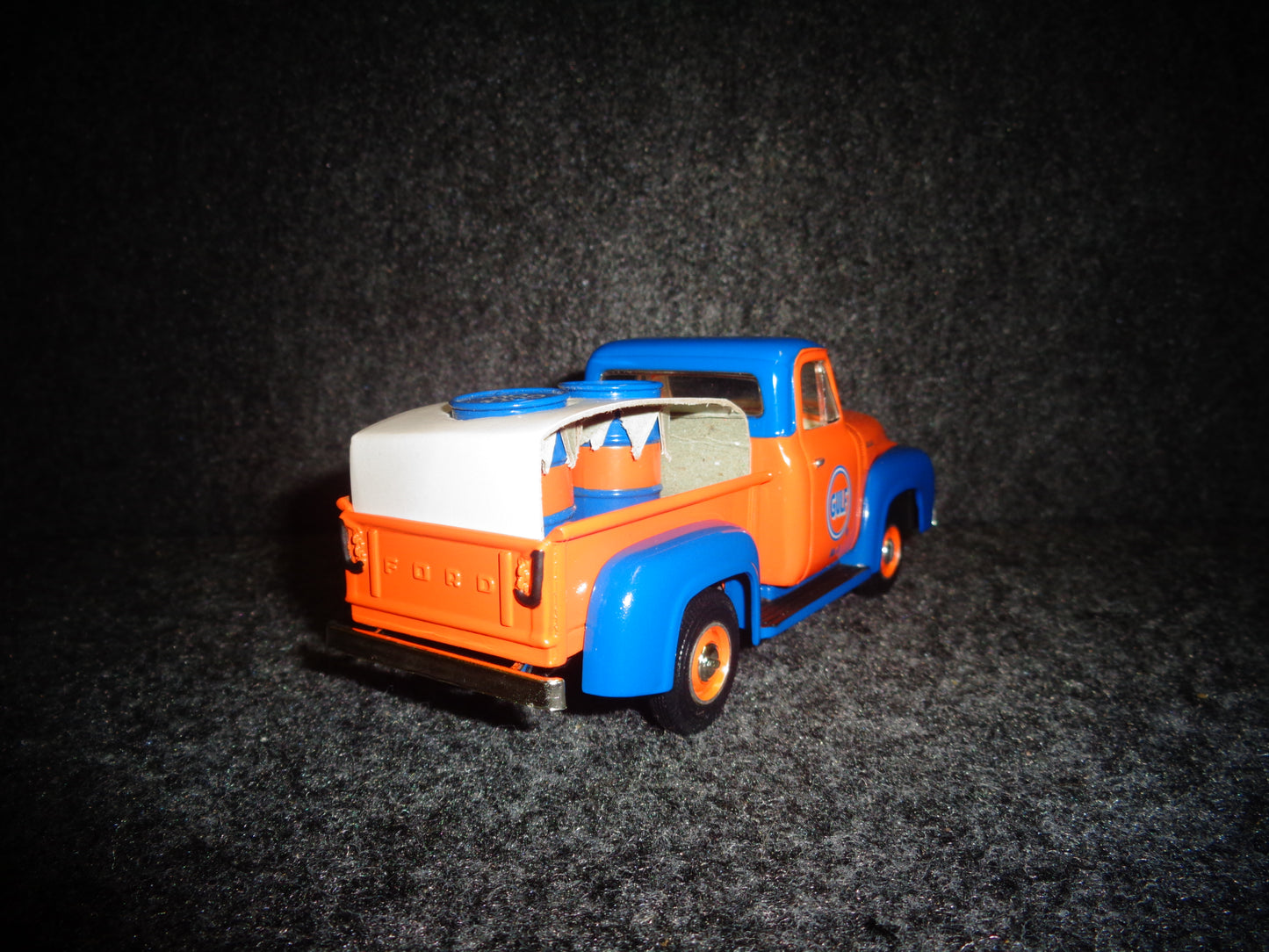 Gulf Pride 1953 Ford F-100 Pickup Truck