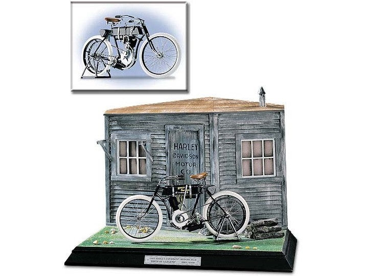 Harley Davidson 1903 Motorcycle & Diorama - B11YF01