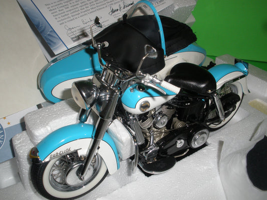 Harley Davidson 1958 Duo Glide Motorcycle & Sidecar - B11E799