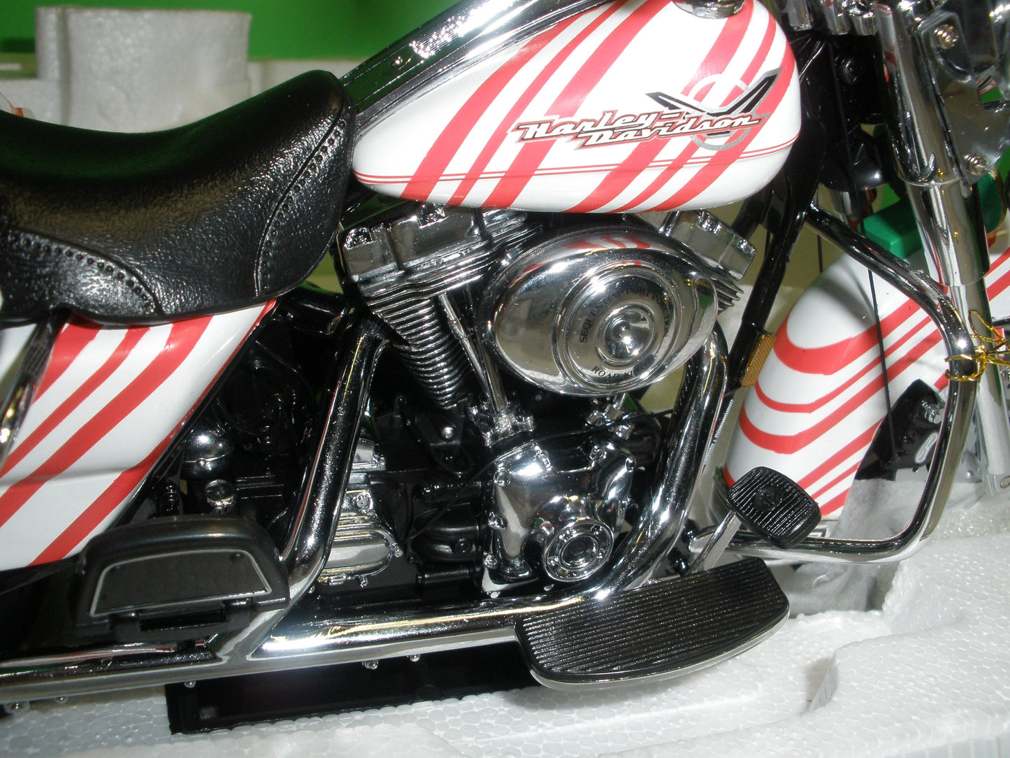 Harley Davidson Road King Motorcycle 2011 Christmas - B11G696