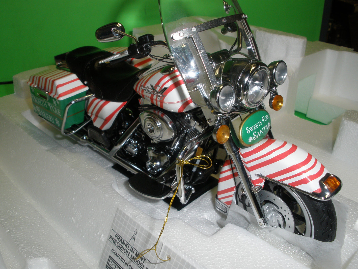 Harley Davidson Road King Motorcycle 2011 Christmas - B11G696