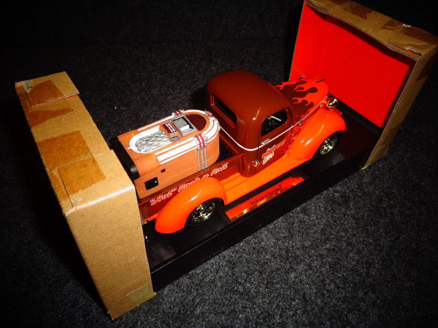 Hooters 1939 Chevrolet Pickup Truck