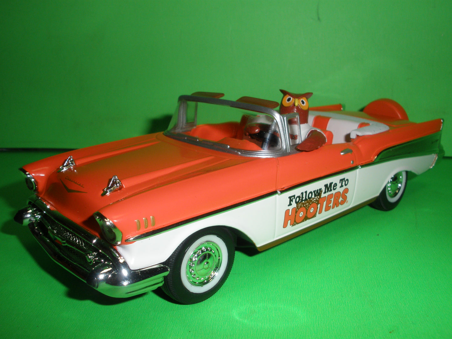 Hooters 1957 Chevrolet Bel-Air Convertible