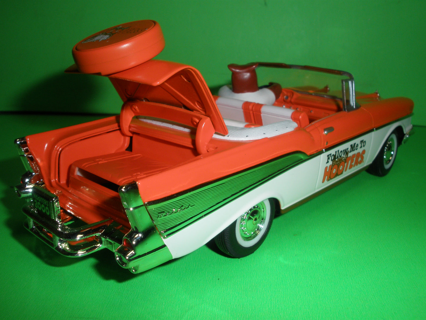 Hooters 1957 Chevrolet Bel-Air Convertible