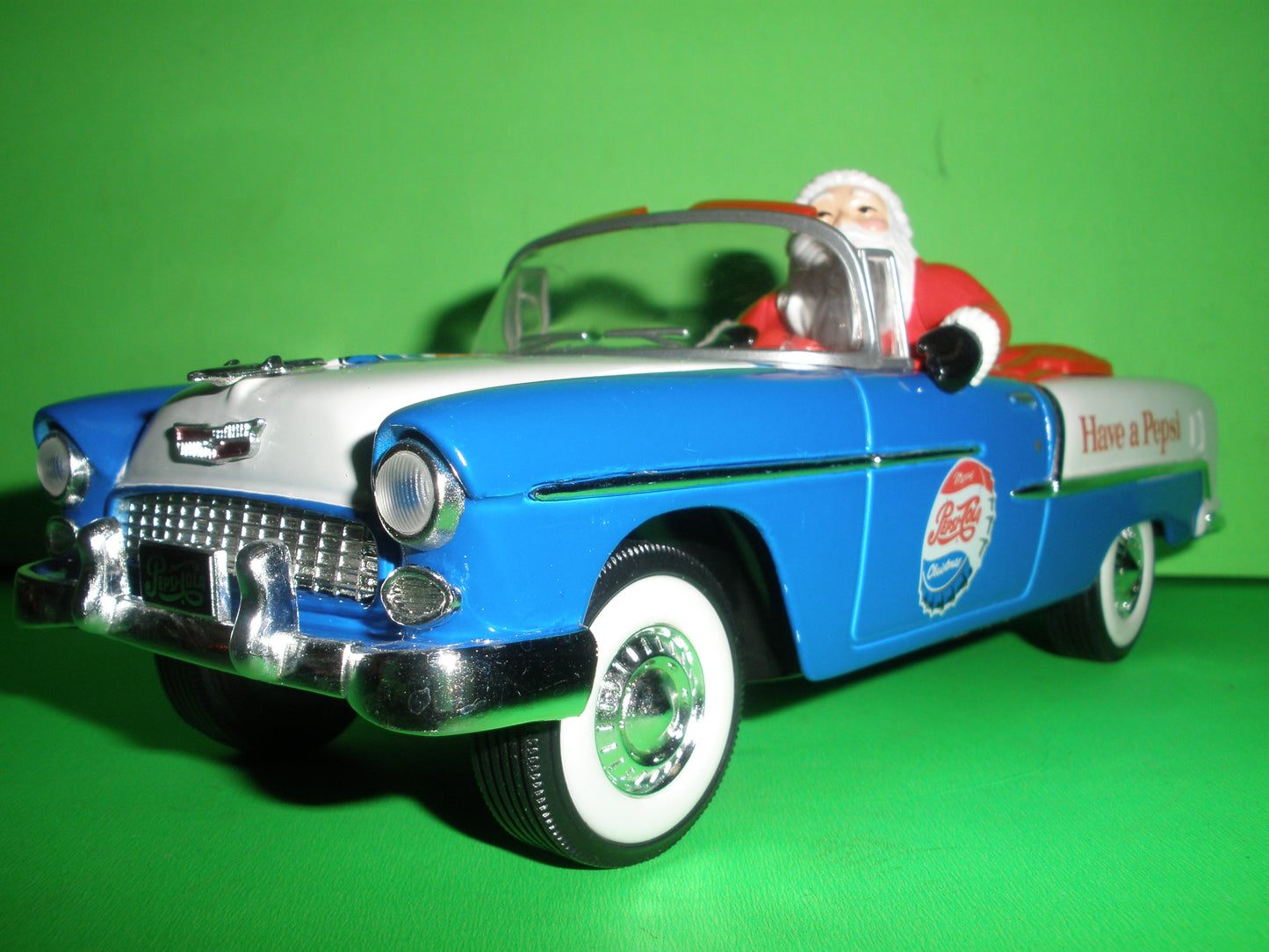 Pepsi 1955 Chevrolet Bel-Air Convertible with Santa