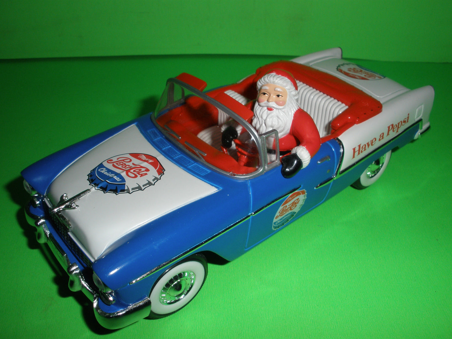 Pepsi 1955 Chevrolet Bel-Air Convertible with Santa