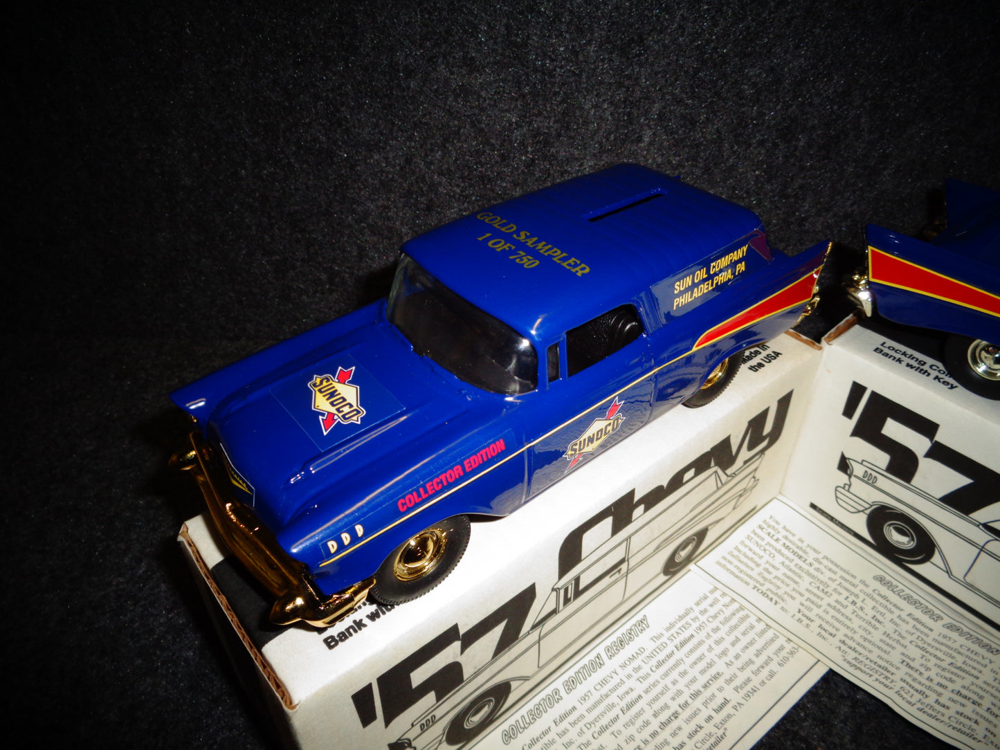 Pepsi 1957 Chevrolet Nomad Sedan Delivery Regular Edition & Sampler Set