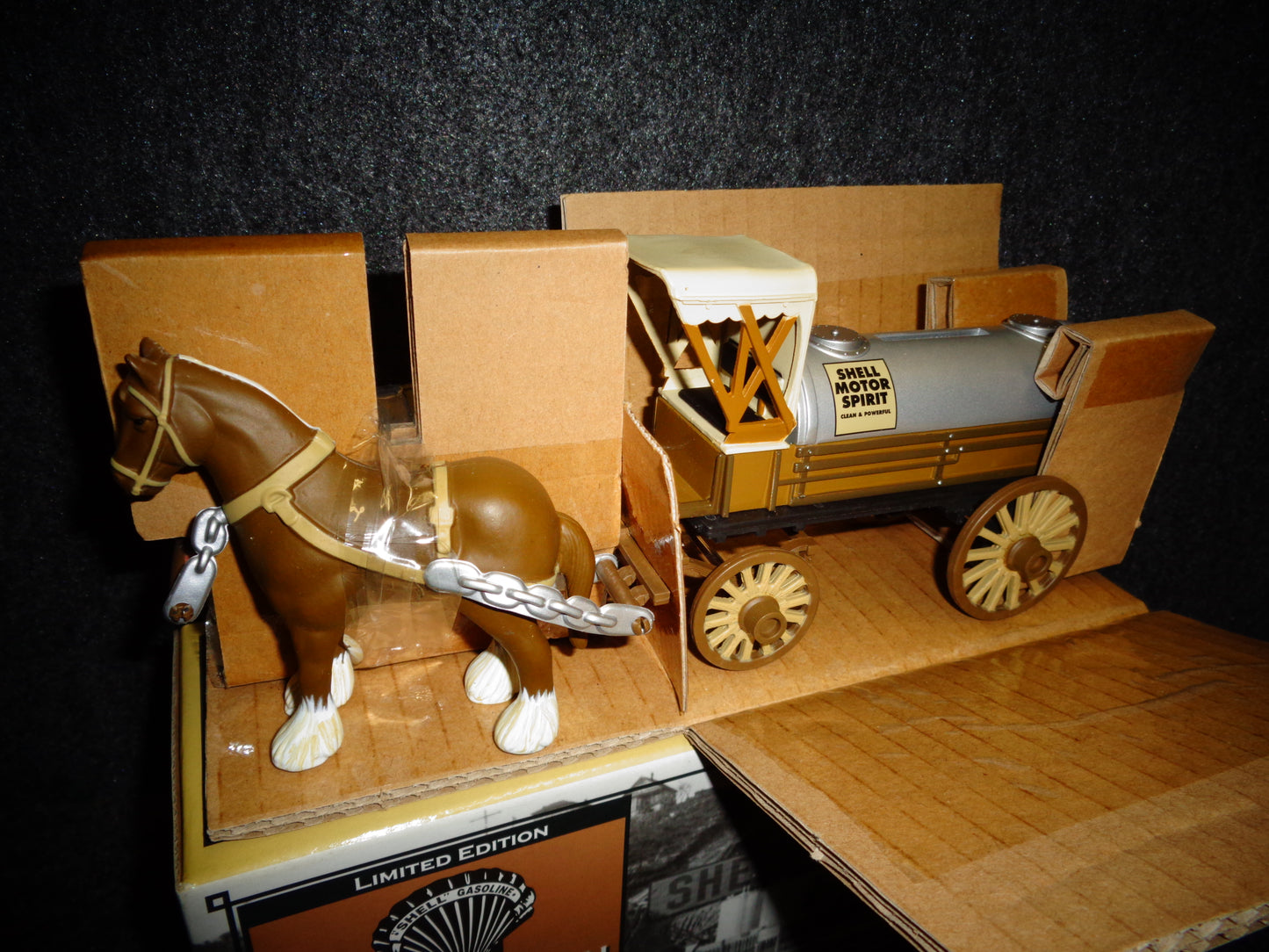 Shell 1912 Horse & Tanker Trailer Regular Edition