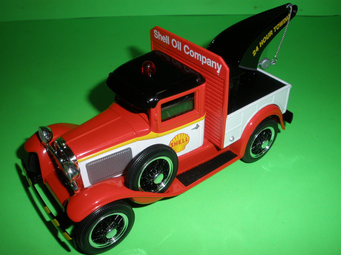 Shell 1928 Ford Model A Tow Truck