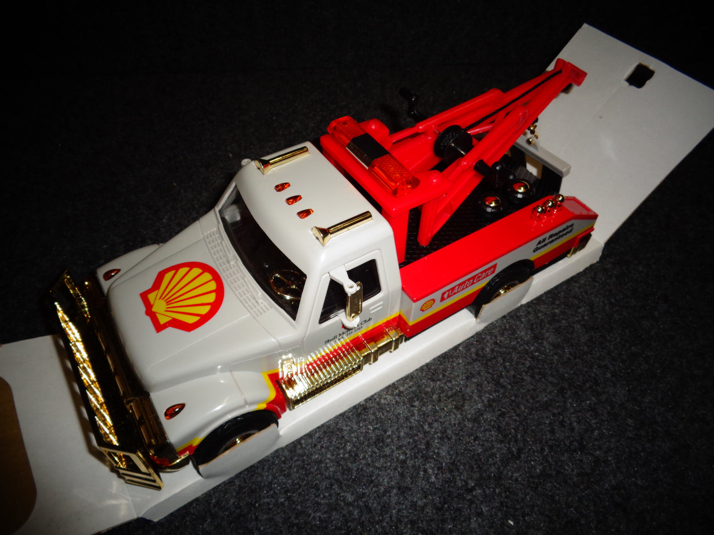 Shell Motorist Club 1997 Tow Truck Gold