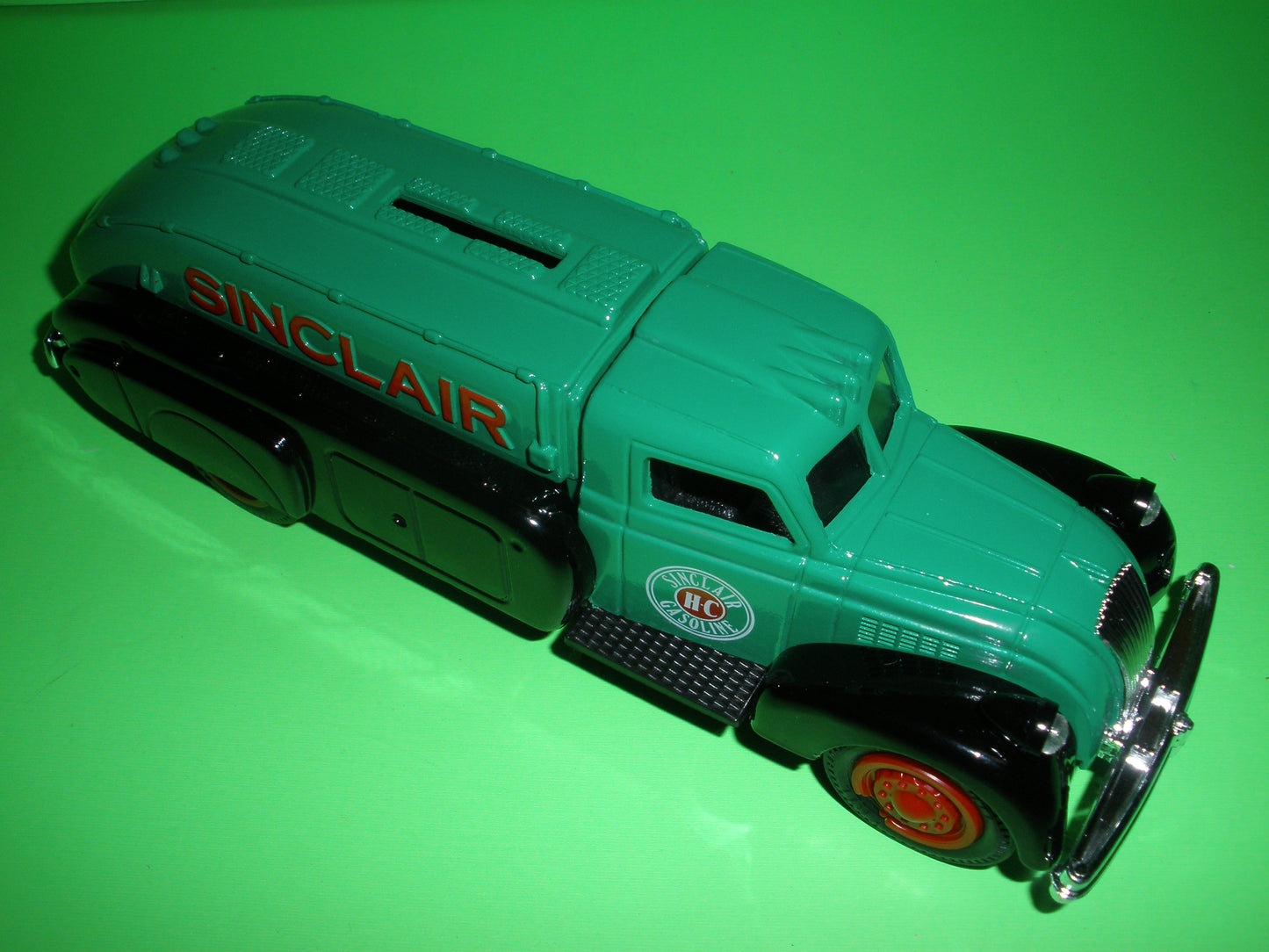 Sinclair 1939 Dodge Airflow Tanker Truck