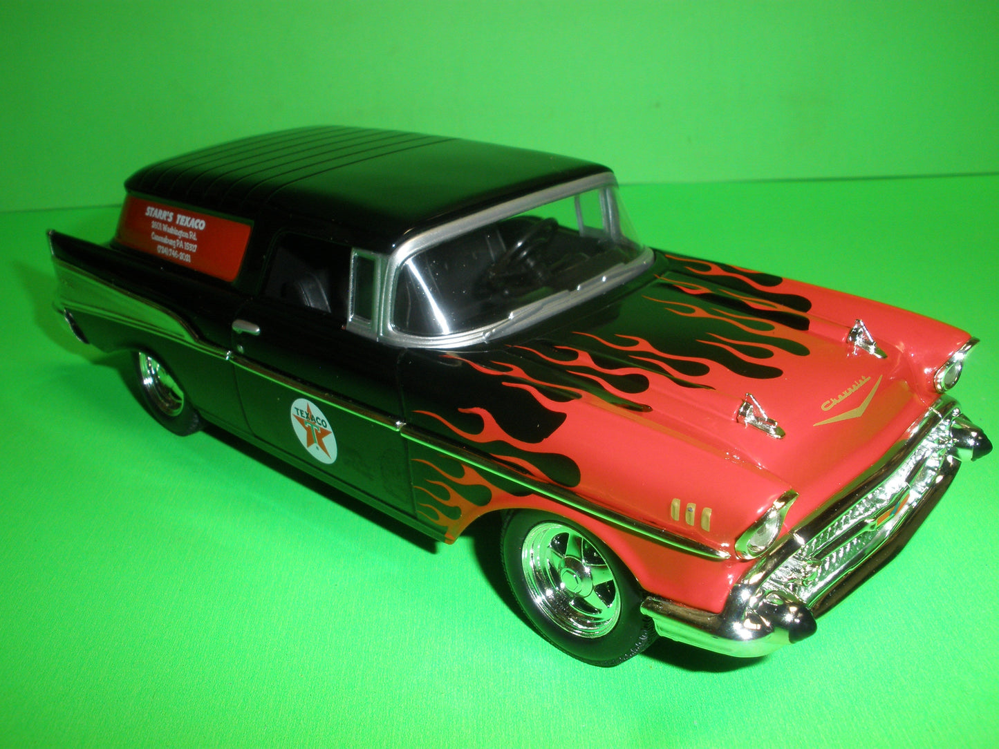 Starr's Texaco 1957 Chevrolet Bel-Air Nomad