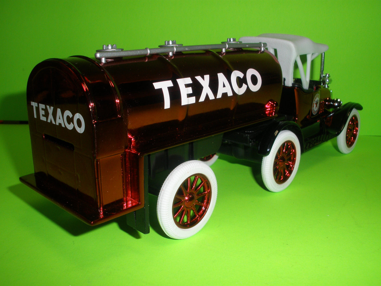 Texaco 1918 Ford Runabout & Tanker Trailer Special Edition