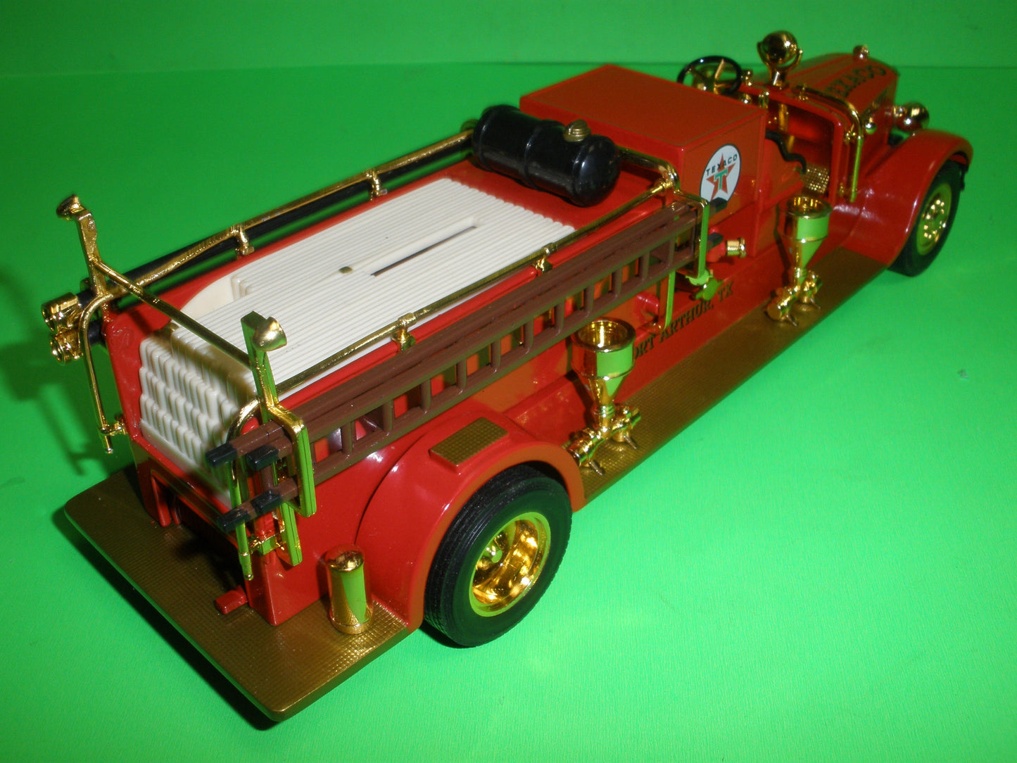 Texaco 1929 Mack Fire Truck Gold Edition