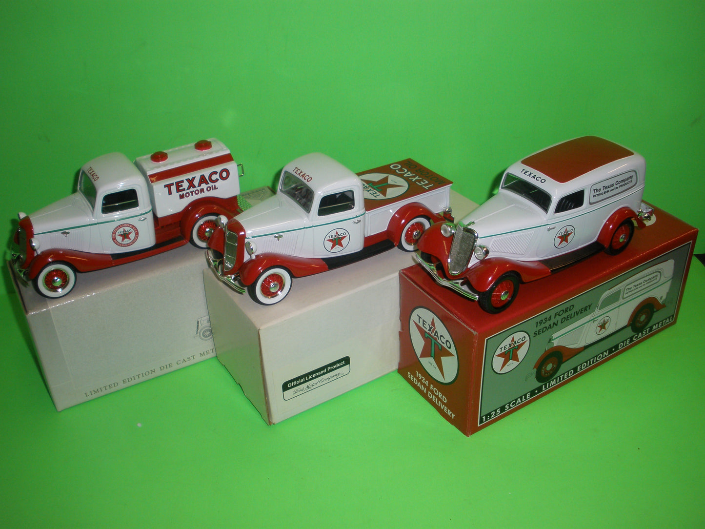 Texaco 1934 & 1935 Ford Tanker, Pickup Truck & Panel Delivery Van