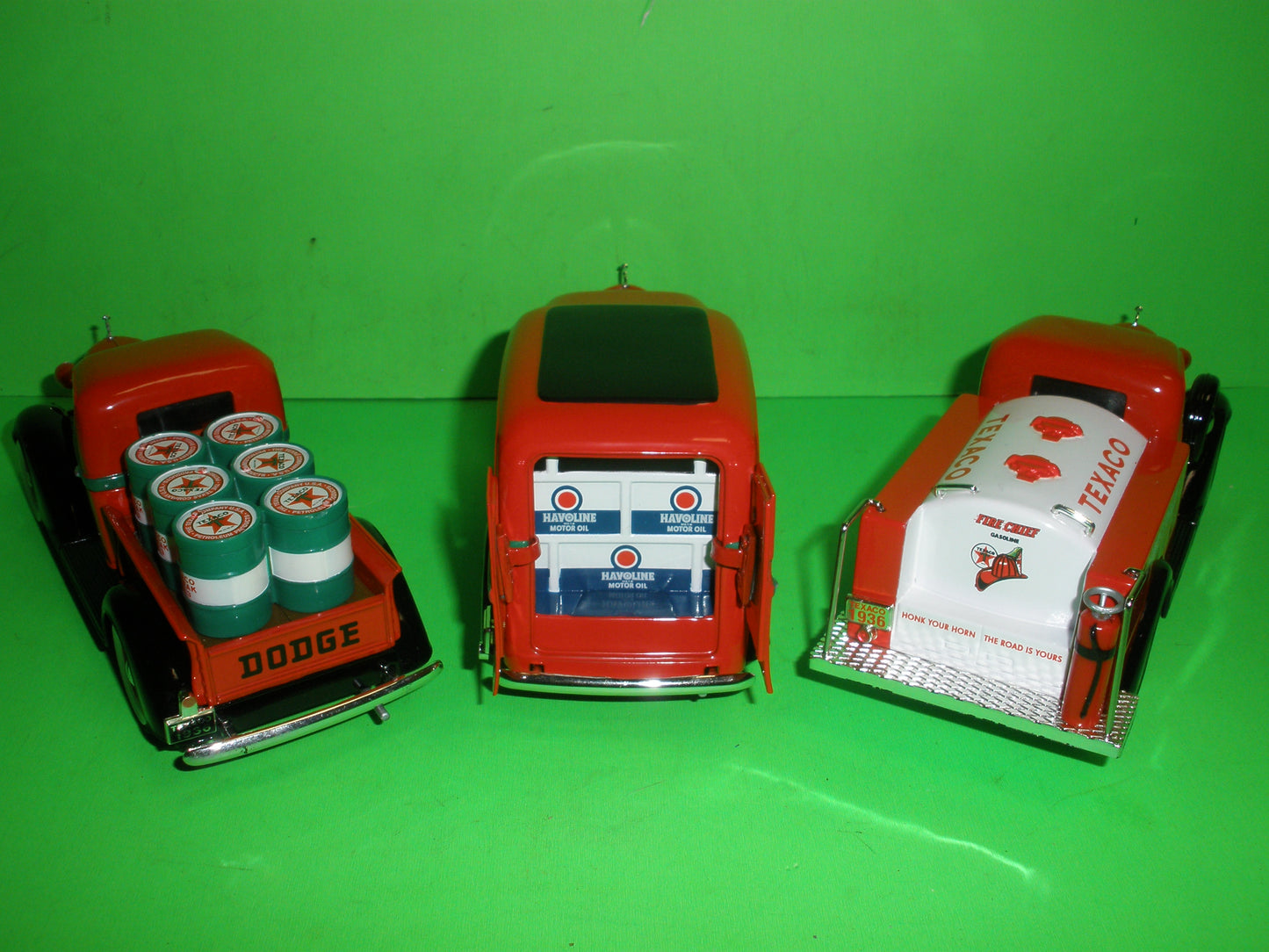 Texaco 1936 Dodge Series Complete Set of 3 - Pickup Truck, Tanker & Panel