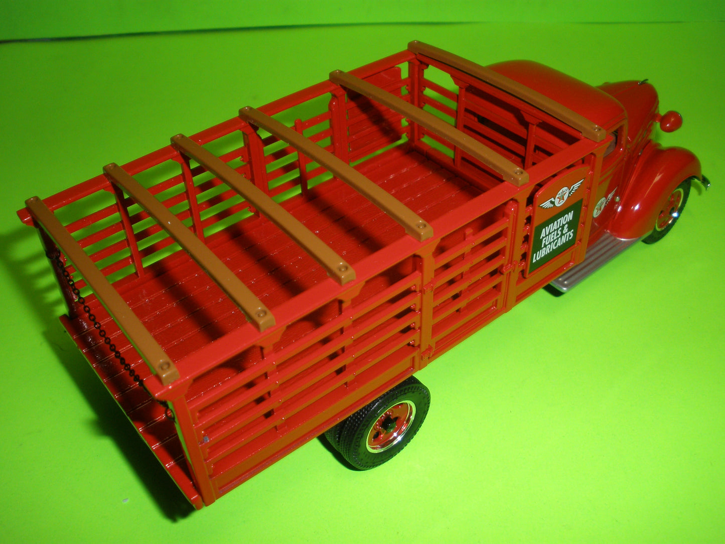 Texaco 1937 Chevrolet Stake Truck Aviation Series