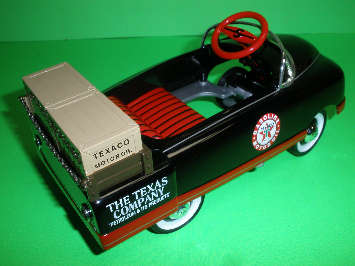 Texaco 1948 BMC Pedal Car Crate Load