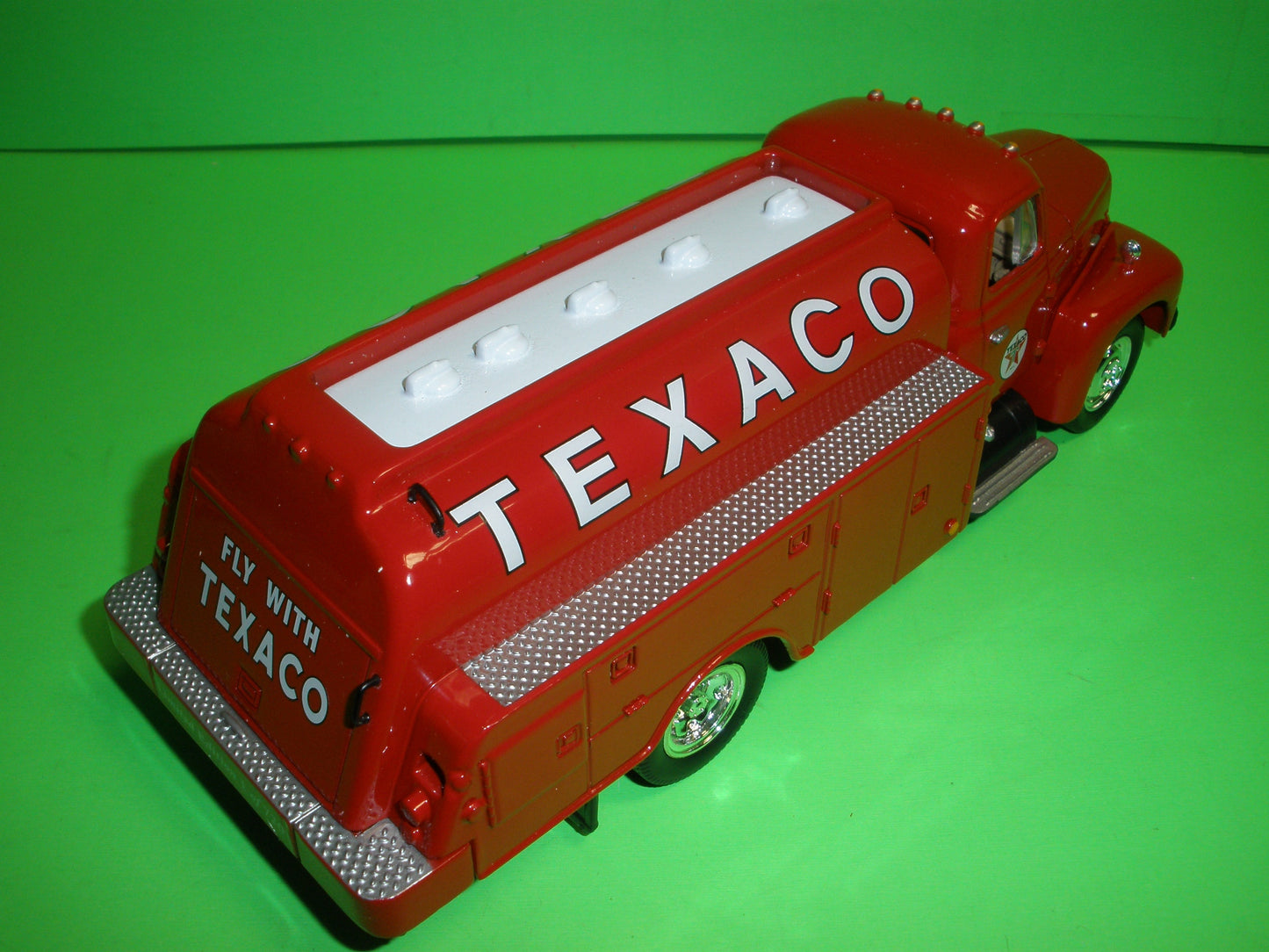Texaco 1957 International R-190 Tanker Truck Aviation Series SAMPLER