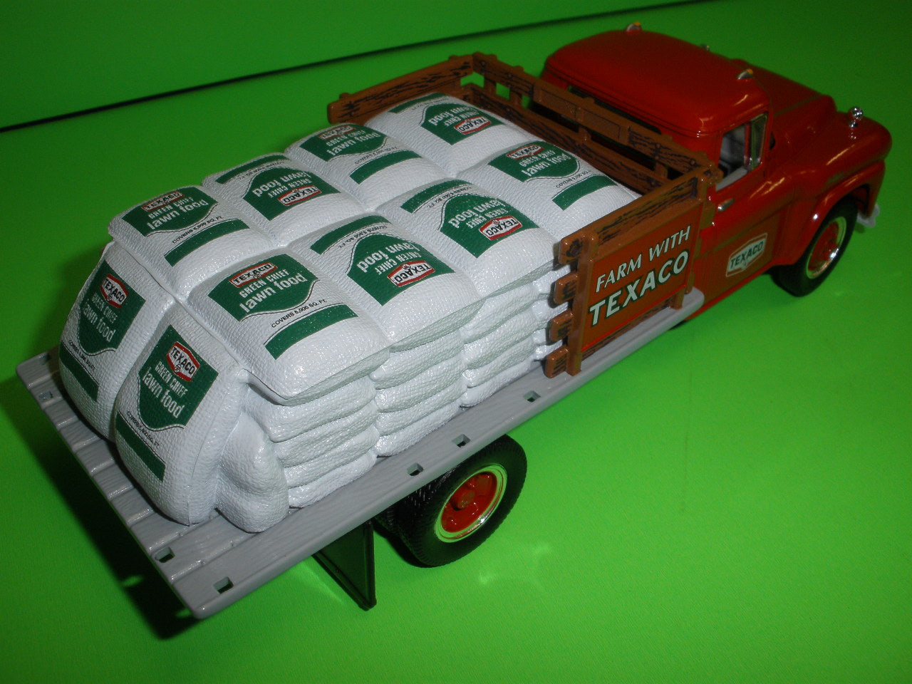 Texaco 1958 GMC Stake Truck Farm Series