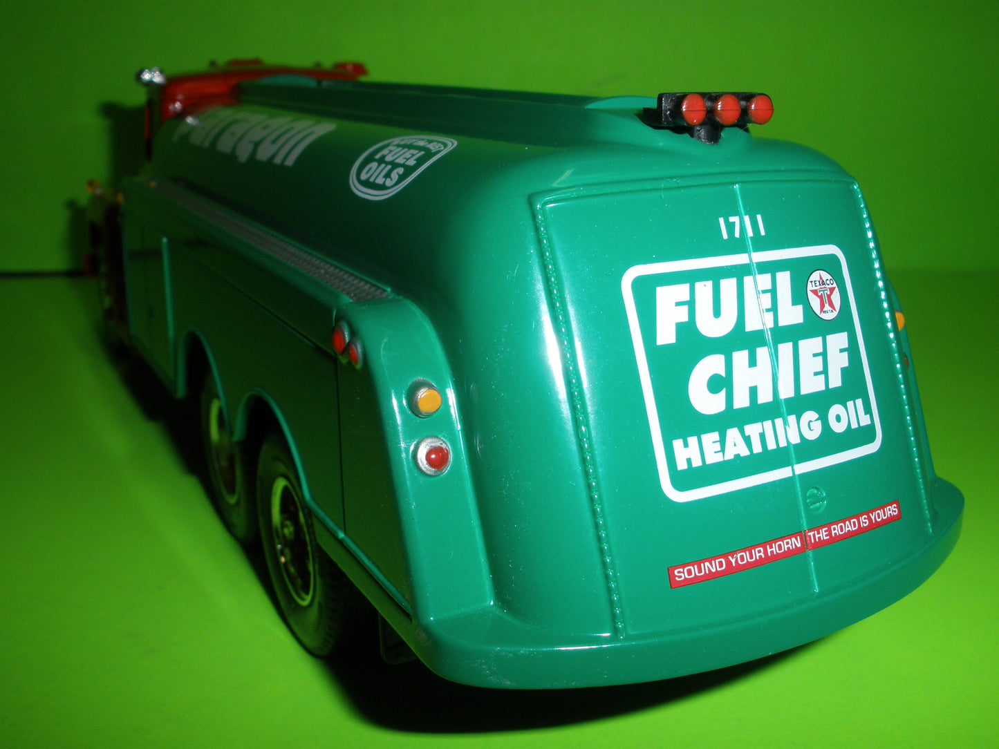 Texaco 1960's Mack R Model Tanker Truck Paragon Series