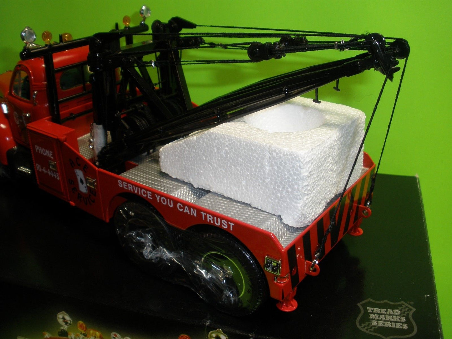 Texaco Ace Service 1960 Mack B-Model Tow Truck