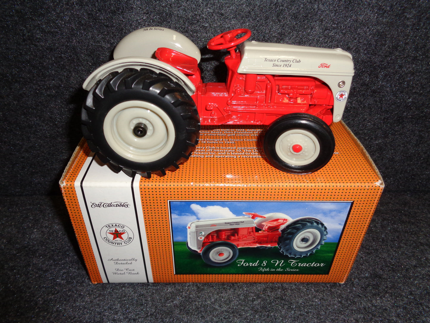 Texaco Ford 8 N Farm Tractor
