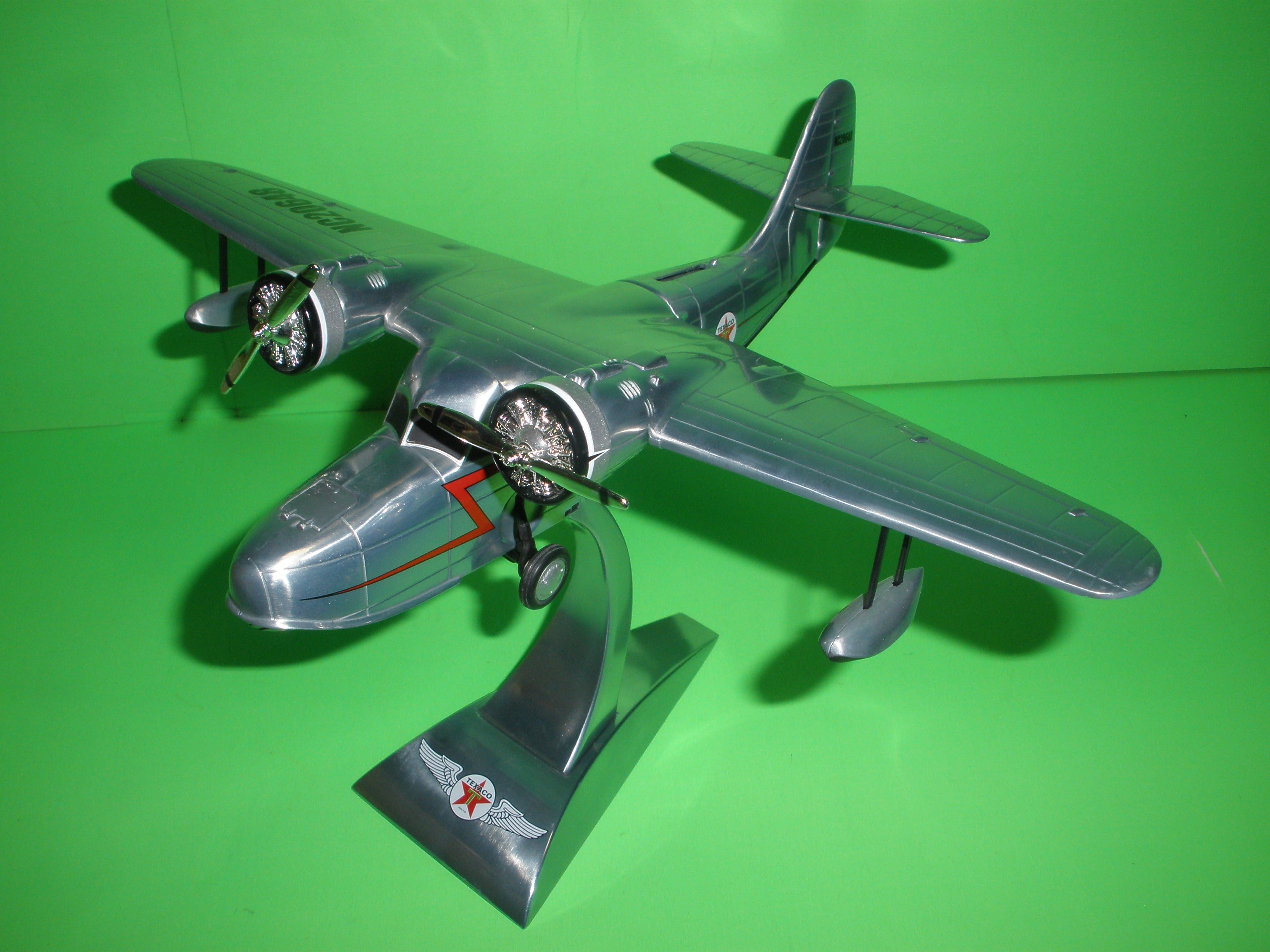 #16 - Texaco Grumman G-21-A Amphibian Airplane Special Edition