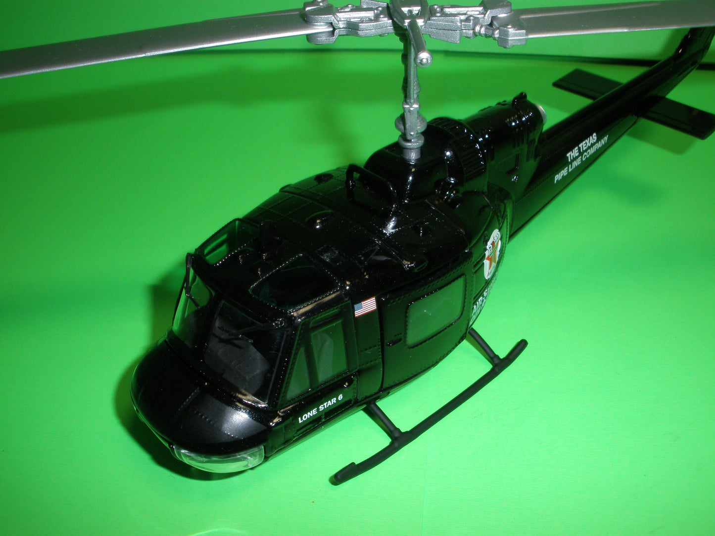 Texaco Huey Helicopter Set Red & Black